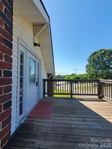 $925 | 1435 Davie Avenue, Statesville, NC 28677