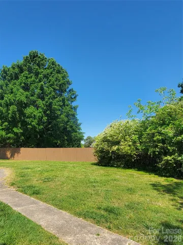 $925 | 1435 Davie Avenue, Statesville, NC 28677