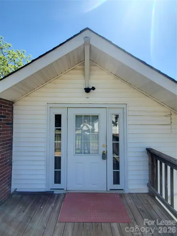 $925 | 1435 Davie Avenue, Statesville, NC 28677