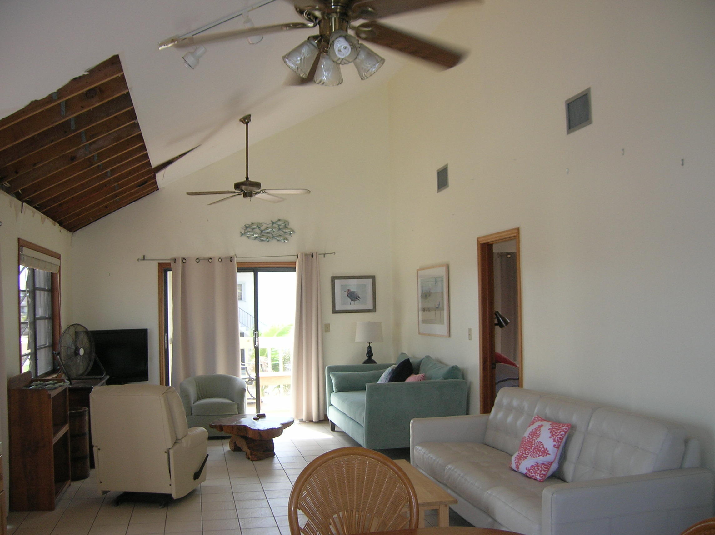 28594 Le Grand Road Summerland Key, FL 33042 - Photo 2 of 17 Living Area