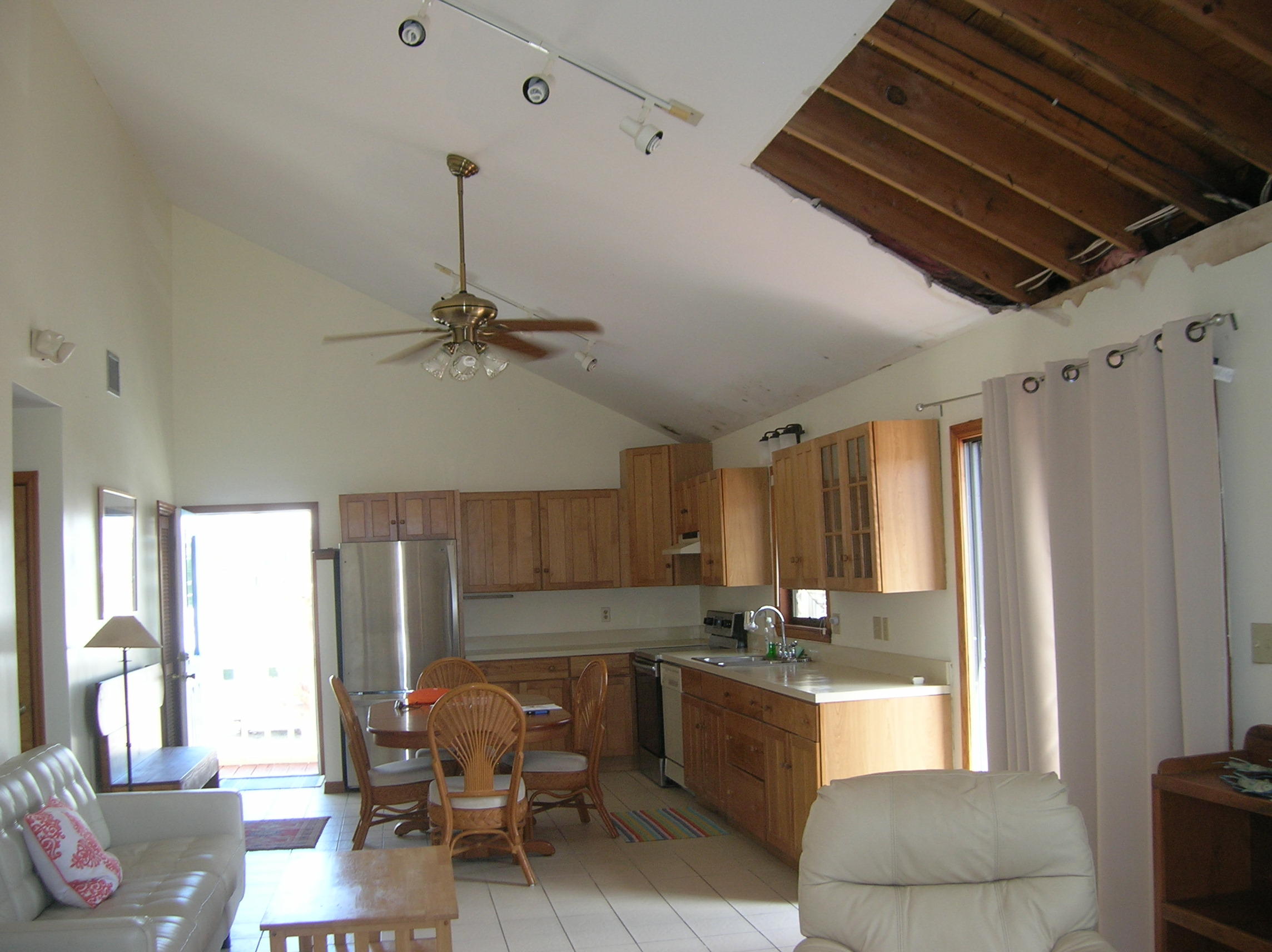 28594 Le Grand Road Summerland Key, FL 33042 - Photo 3 of 17 Kitchen