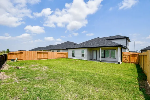 $2,750 | 3930 Winterbourne Way, Fulshear, TX 77441