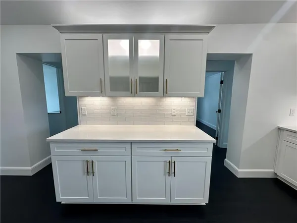$565,000 | 11753 Oakview Road, Conneaut Lake, PA 16316