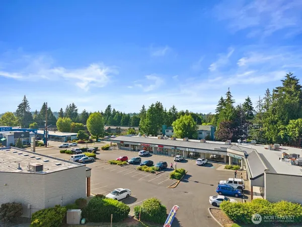 $4,181 | 17640 1st Avenue South, Unit 17692, Burien, WA 98148