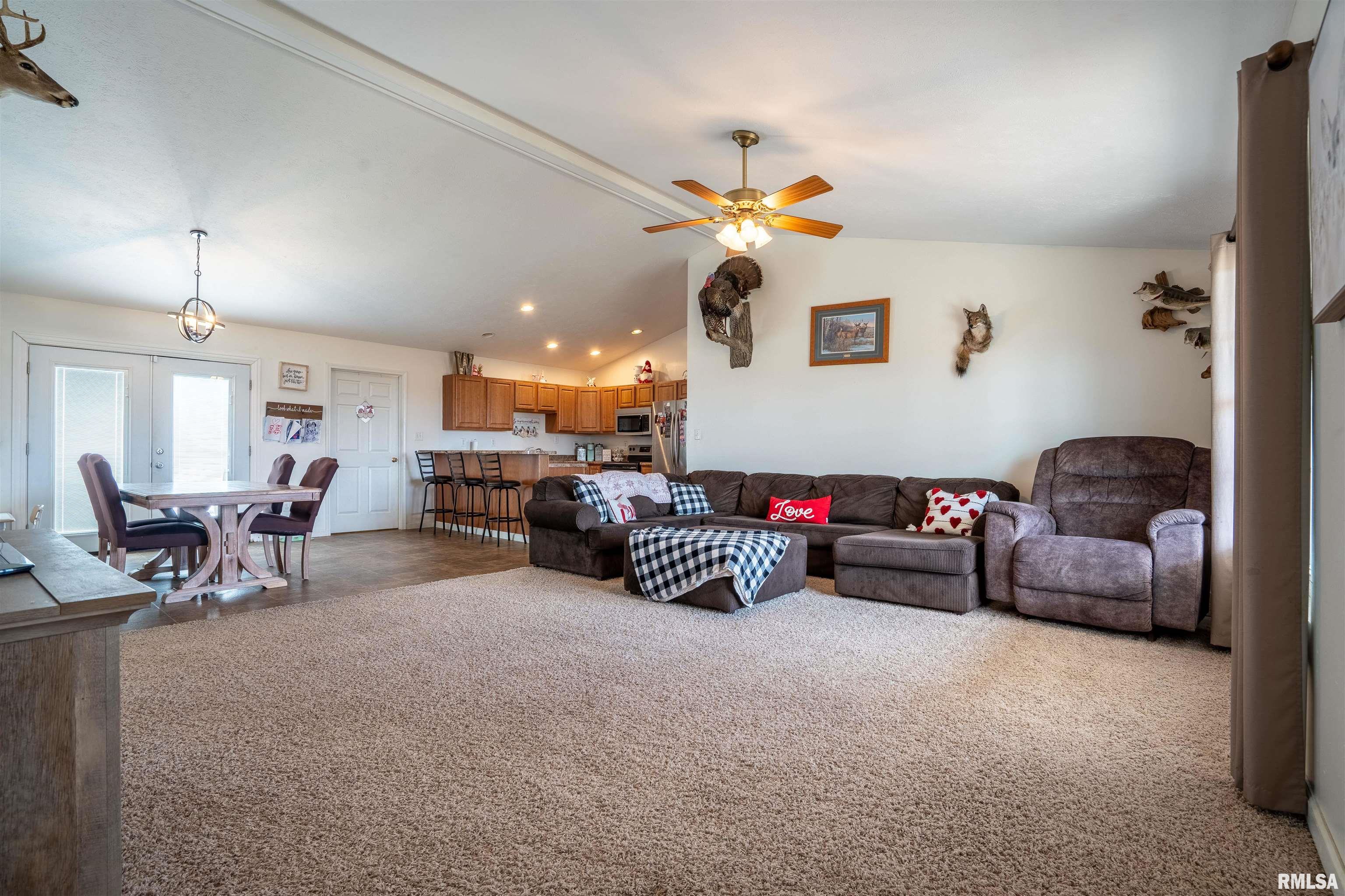20642 Vinson Road Thompsonville, IL 62890 - Photo 3 of 33 Gallery Image 3
