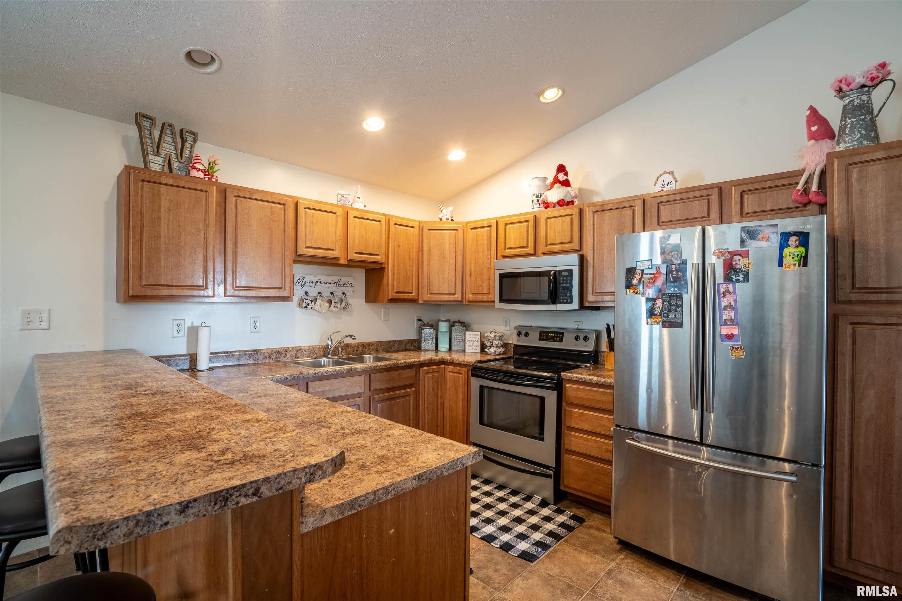 20642 Vinson Road Thompsonville, IL 62890 - Photo 6 of 33 Gallery Image 6
