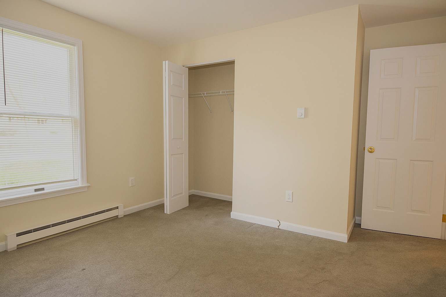 7 Shelby Circle Killingly, CT 06241 - Photo 11 of 16 a view of an empty room