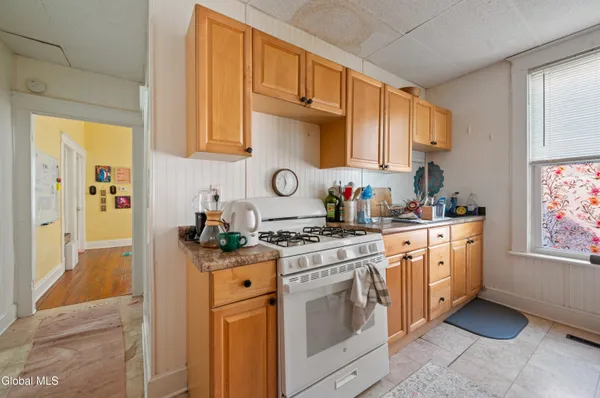 $395,000 | 1105 Hutton Street, Troy, NY 12180