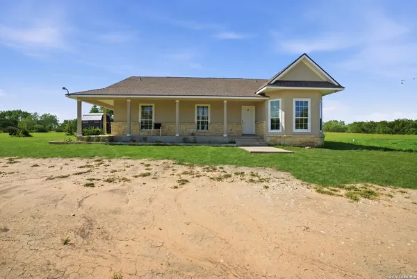 $329,000 | 95 Molly Drive, Lytle, TX 78052