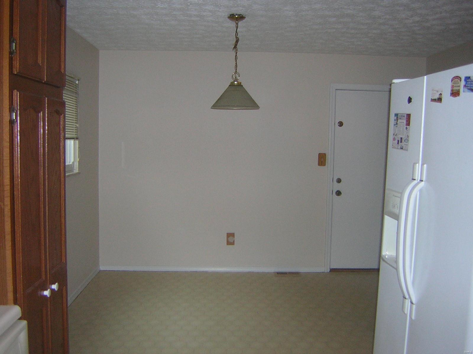 117 Rio Verde Drive Belleville, IL 62221 - Photo 5 of 10 Gallery Image 5