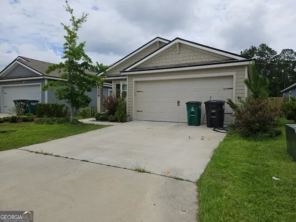 $1,900 | 137 Teakwood Drive, St. Marys, GA 31558