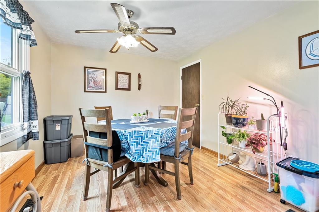 1528 O'Block Road Pittsburgh, PA 15239 - Photo 9 of 19 a view of a livingroom with furniture and a workspace
