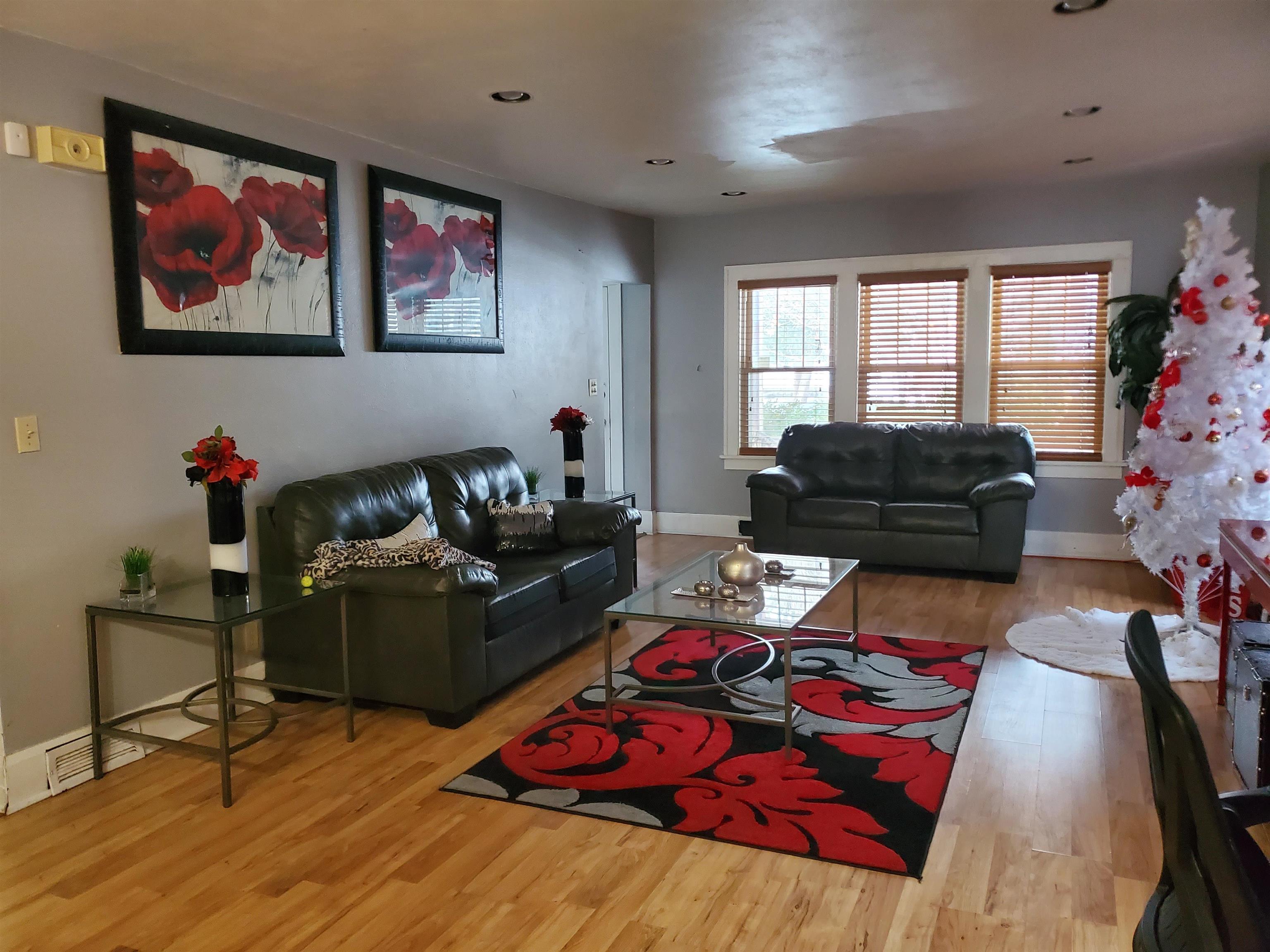 608 Rome Avenue Rockford, IL 61107 - Photo 12 of 28 Gallery Image 12