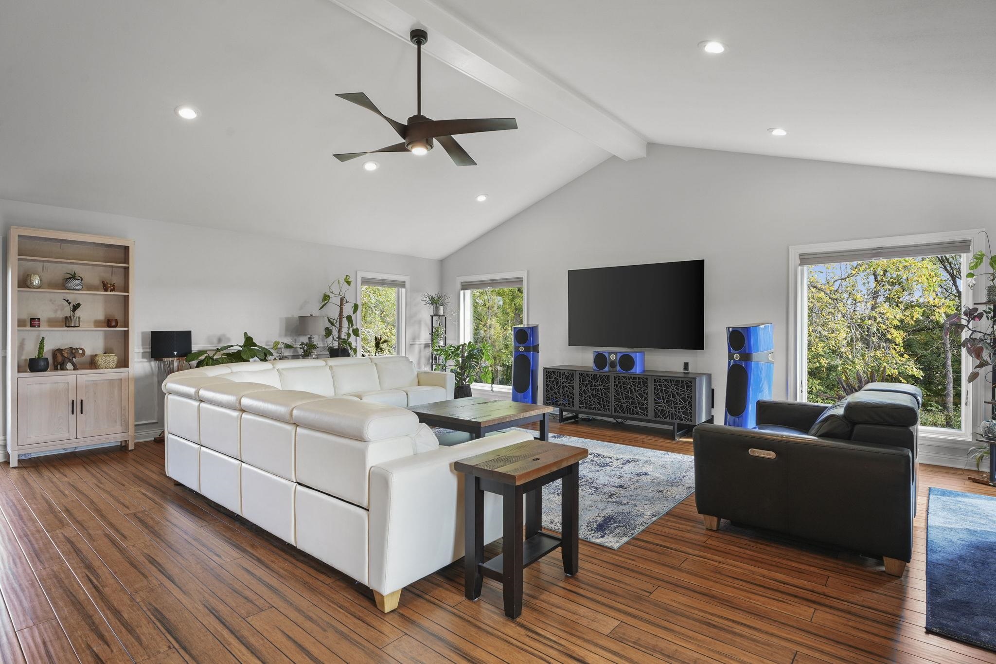 1679 Marian Court Mineral Point, WI 53565 - Photo 19 of 91