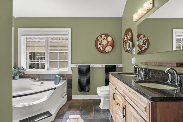 $1,249,999 | 1679 Marian Court, Mineral Point, WI 53565