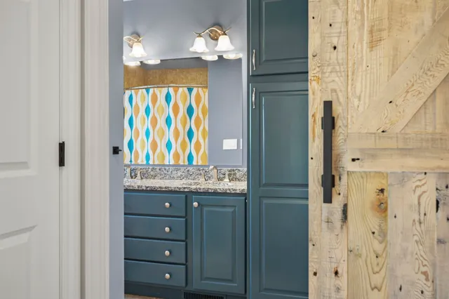 $1,249,999 | 1679 Marian Court, Mineral Point, WI 53565