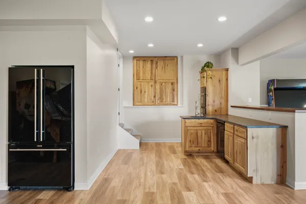 $1,249,999 | 1679 Marian Court, Mineral Point, WI 53565