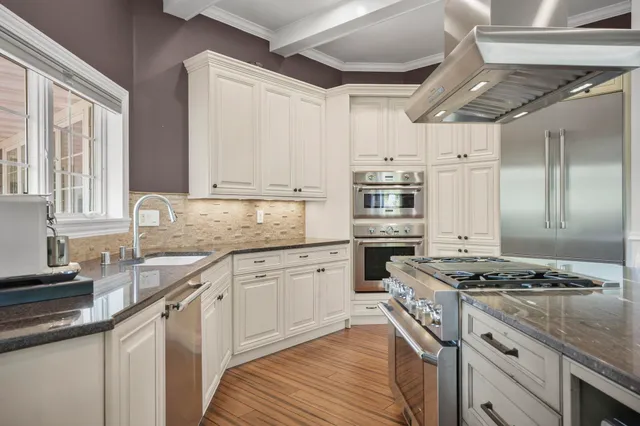 $1,249,999 | 1679 Marian Court, Mineral Point, WI 53565