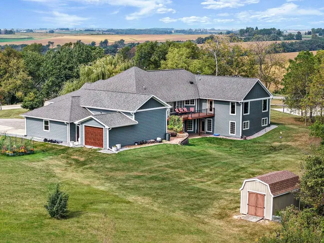$1,249,999 | 1679 Marian Court, Mineral Point, WI 53565