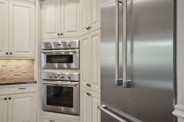 $1,249,999 | 1679 Marian Court, Mineral Point, WI 53565