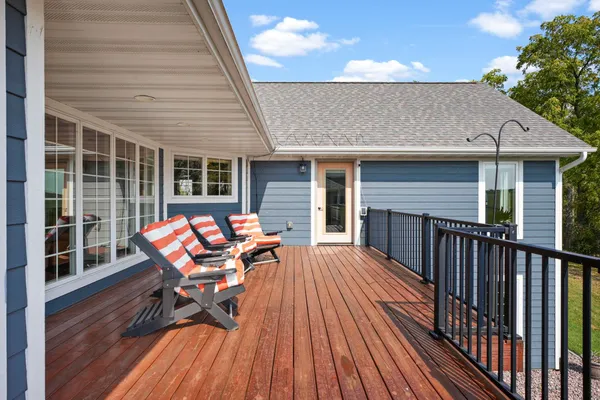 $1,249,999 | 1679 Marian Court, Mineral Point, WI 53565