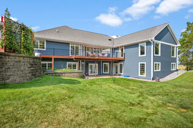 $1,249,999 | 1679 Marian Court, Mineral Point, WI 53565