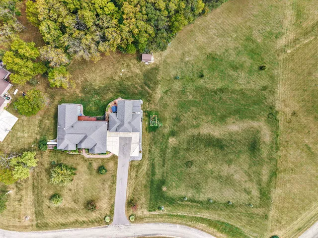 $1,249,999 | 1679 Marian Court, Mineral Point, WI 53565