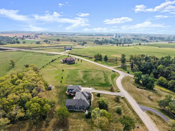 $1,249,999 | 1679 Marian Court, Mineral Point, WI 53565