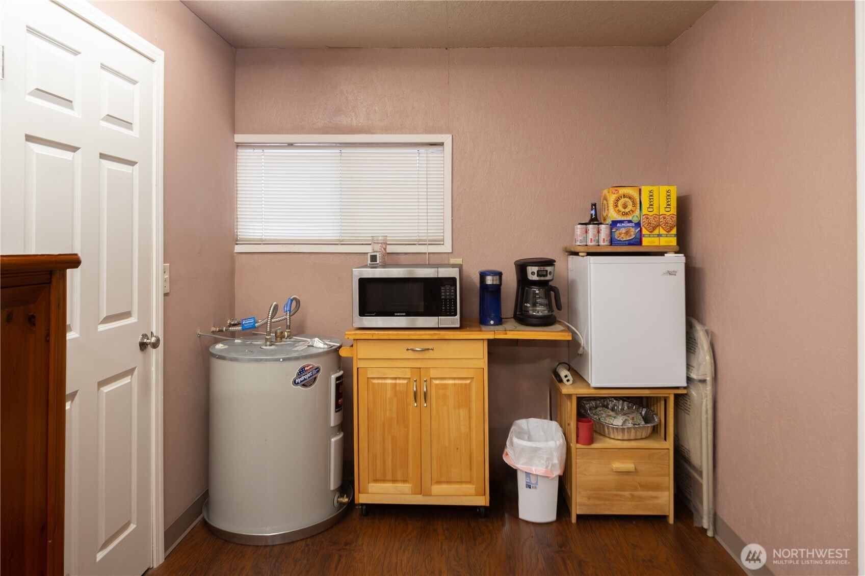 60 Pinto Lane Brinnon, WA 98320 - Photo 7 of 16 a storage room with washer and dryer