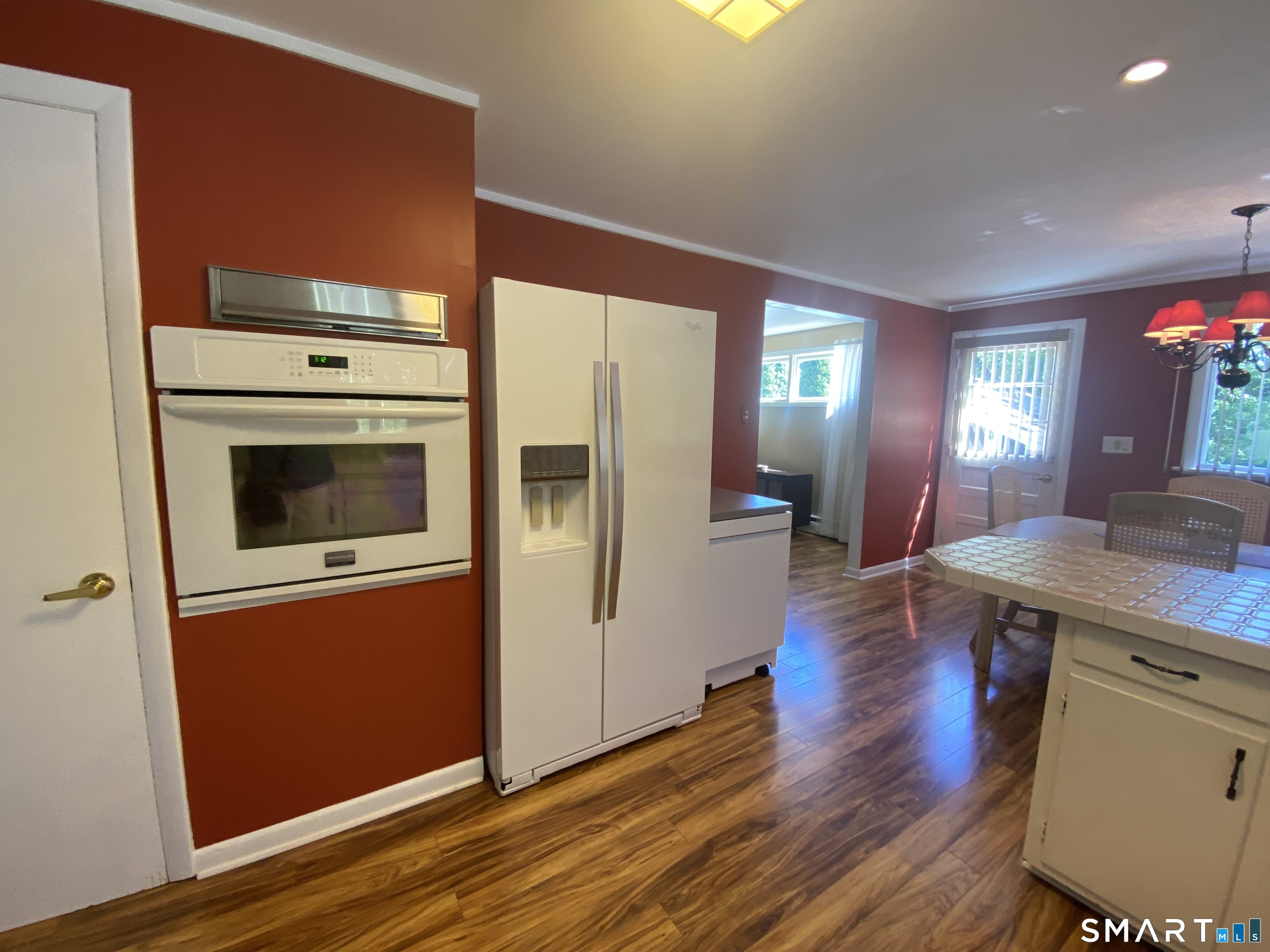 8 Commodore Street Norwich, CT 06360 - Photo 10 of 38