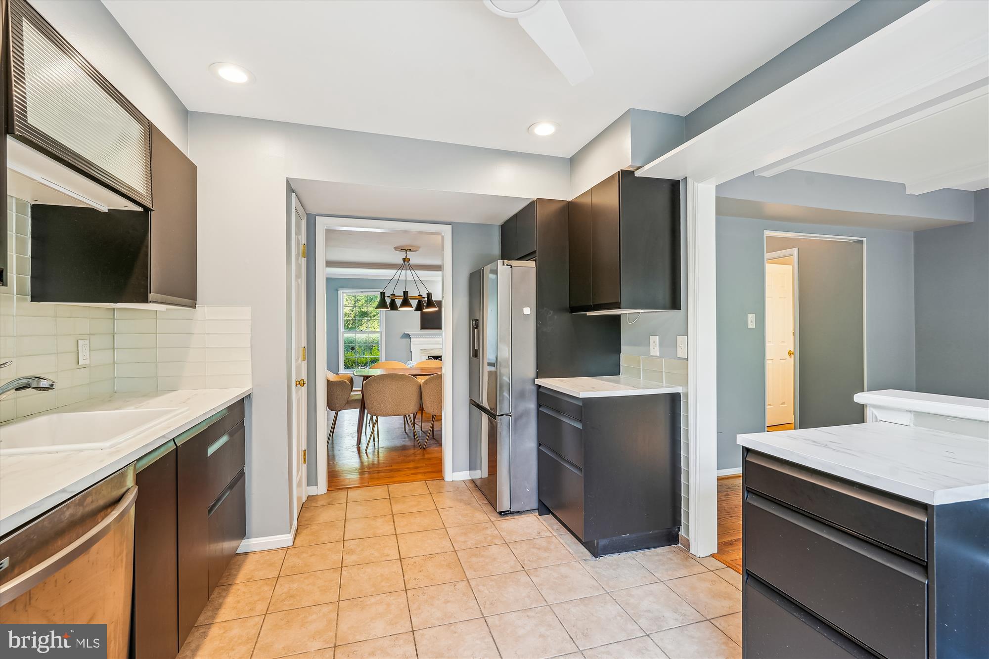 7300 Greentree Road Bethesda, MD 20817 - Photo 14 of 26 Kitchen