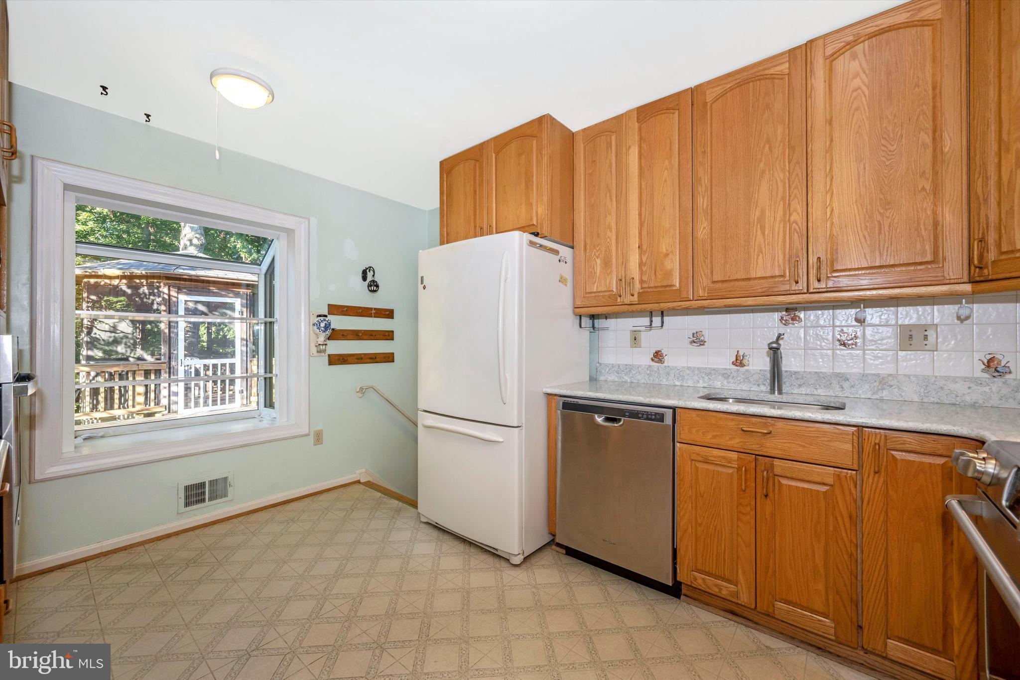 19245 Treadway Road Brookeville, MD 20833 - Photo 12 of 56 Gallery Image 12