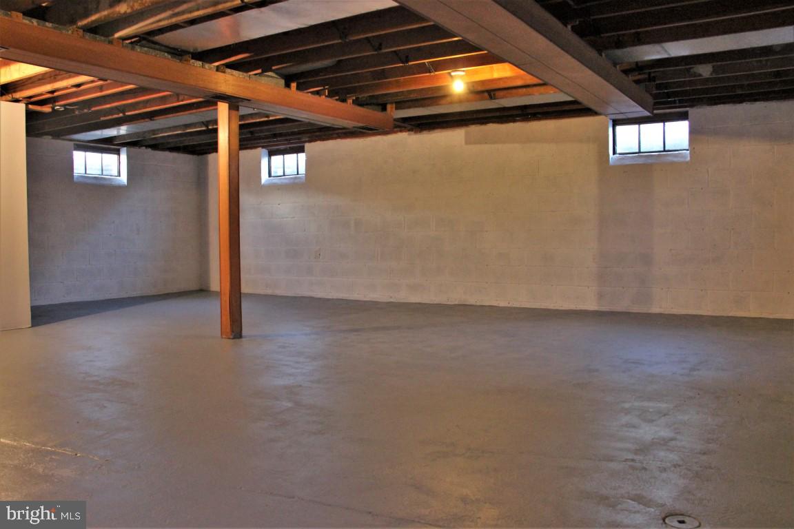 560 Haines Road York, PA 17402 - Photo 31 of 42 Gallery Image 31