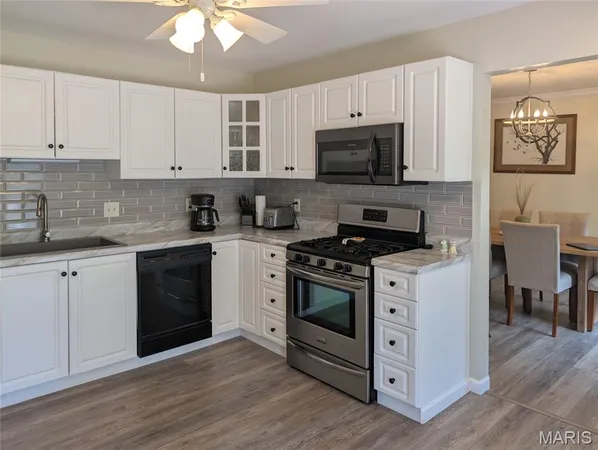 $280,000 | 708 Riviera Circle, Edwardsville, IL 62025
