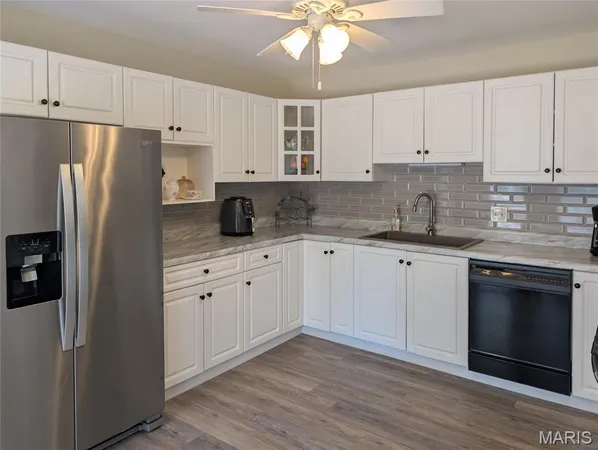 $280,000 | 708 Riviera Circle, Edwardsville, IL 62025