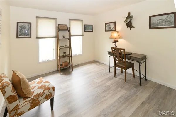 $280,000 | 708 Riviera Circle, Edwardsville, IL 62025