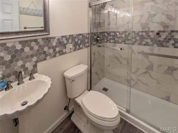 $280,000 | 708 Riviera Circle, Edwardsville, IL 62025