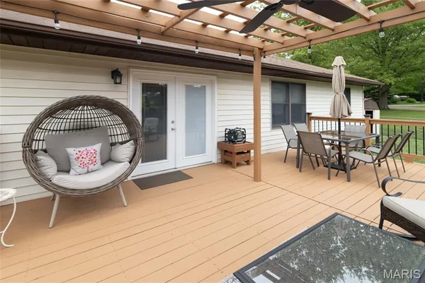 $280,000 | 708 Riviera Circle, Edwardsville, IL 62025