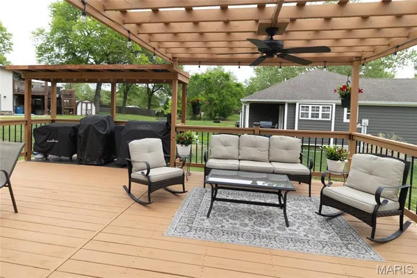 $280,000 | 708 Riviera Circle, Edwardsville, IL 62025