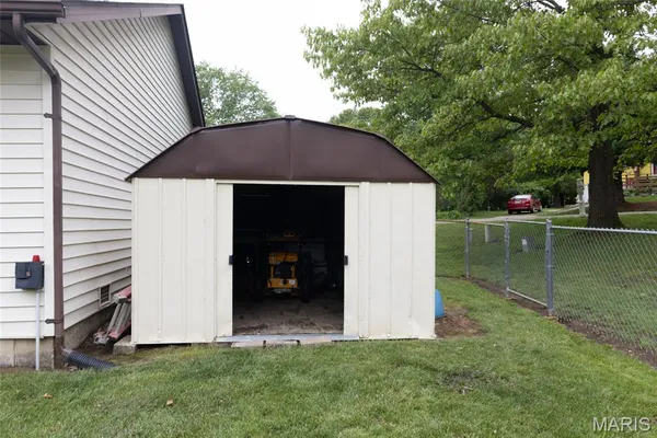 $280,000 | 708 Riviera Circle, Edwardsville, IL 62025
