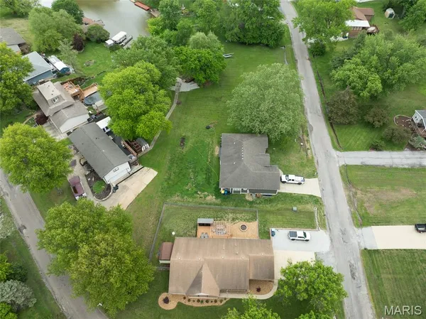 $280,000 | 708 Riviera Circle, Edwardsville, IL 62025