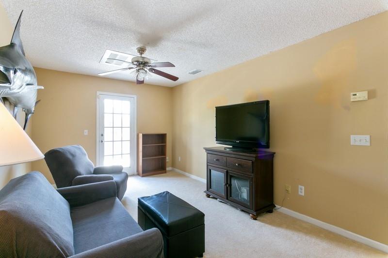 5841 Roebuck Road Jupiter, FL 33458 - Photo 17 of 28 24_5841RoebuckRoad_2038_FlexMLS800x600_8