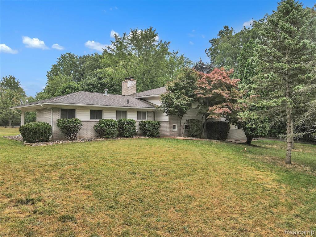 30540 Pear Ridge Farmington Hills, MI 48334 - Photo 50 of 66