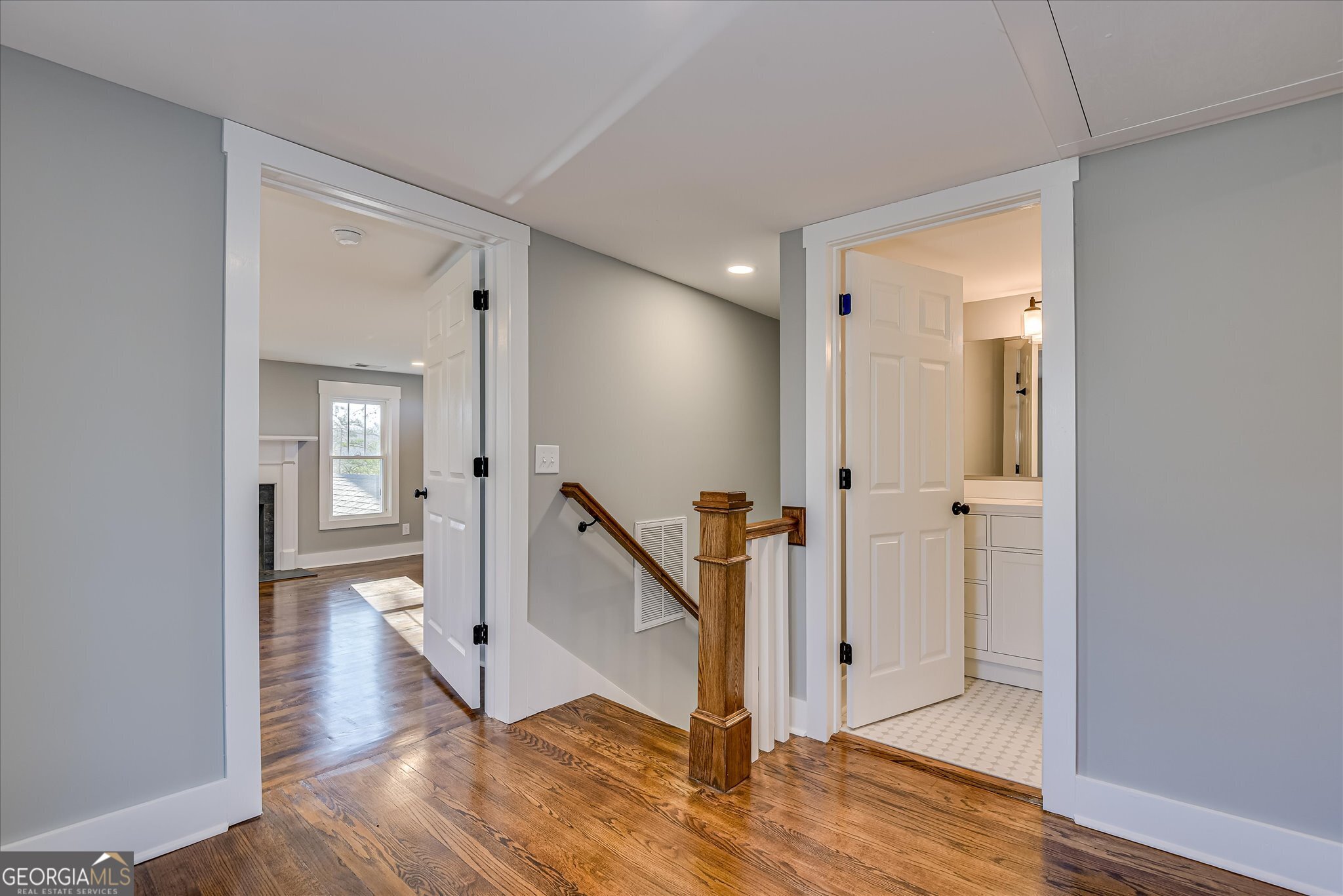 267 Garrard Road Washington, GA 30673 - Photo 46 of 74 a view of a hallway with wooden floor and entryway