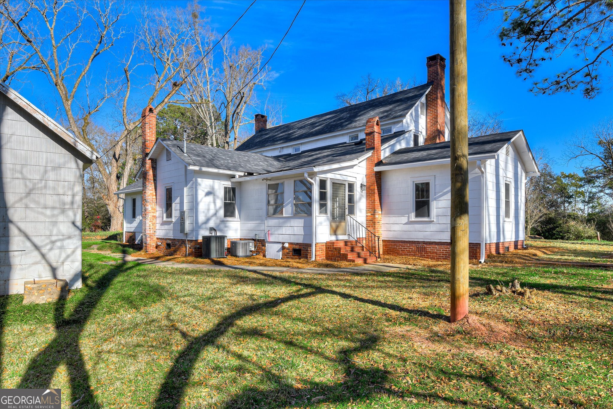 267 Garrard Road Washington, GA 30673 - Photo 55 of 74 a view of a house with backyard porch and sitting area