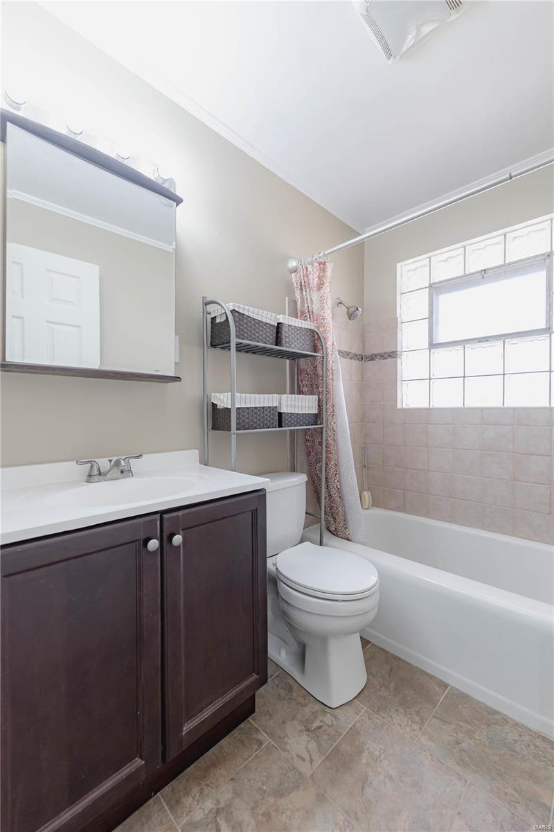 11699 Larimore Road St. Louis, MO 63138 - Photo 14 of 31