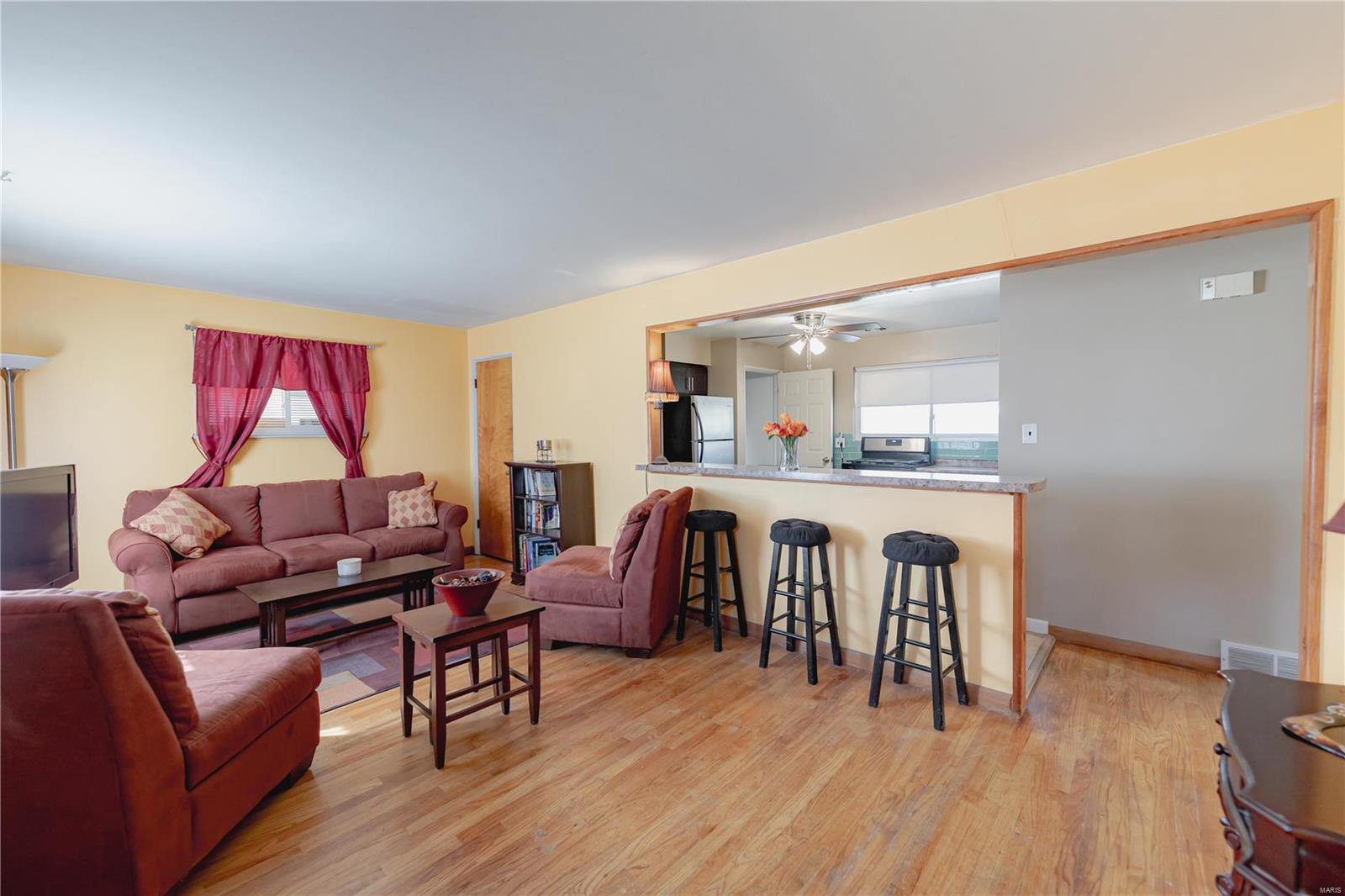 11699 Larimore Road St. Louis, MO 63138 - Photo 5 of 31