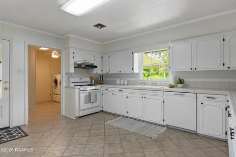 $215,000 | 506 North Gin Street, Erath, LA 70533