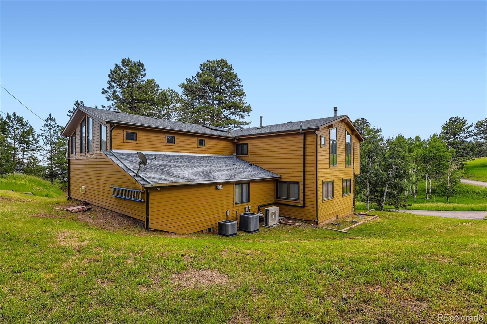 643 Aspen Road Golden, CO 80401 - Photo 42 of 50 Gallery Image 42