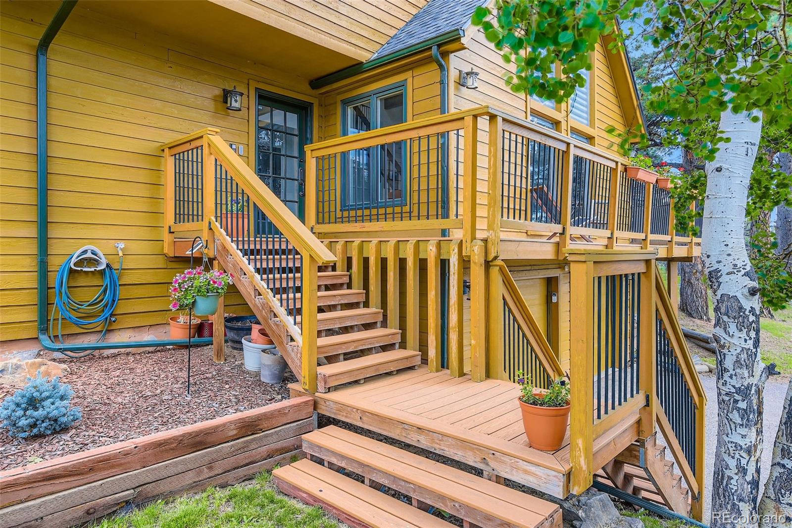 643 Aspen Road Golden, CO 80401 - Photo 5 of 50 Gallery Image 5